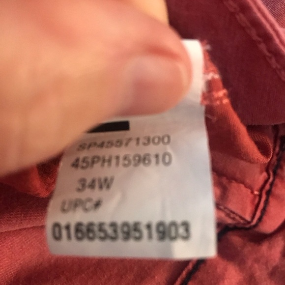 IZOD Saltwater pigment dye cargo men’s shorts size 34 color saltwater red - Picture 7 of 7